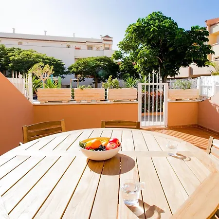 22 Beautiful Oasis 3 Bedrooms Duplex *