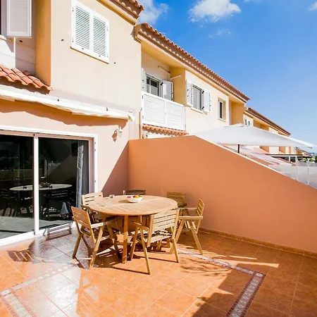 22 Beautiful Oasis 3 Bedrooms Duplex Feriehus *